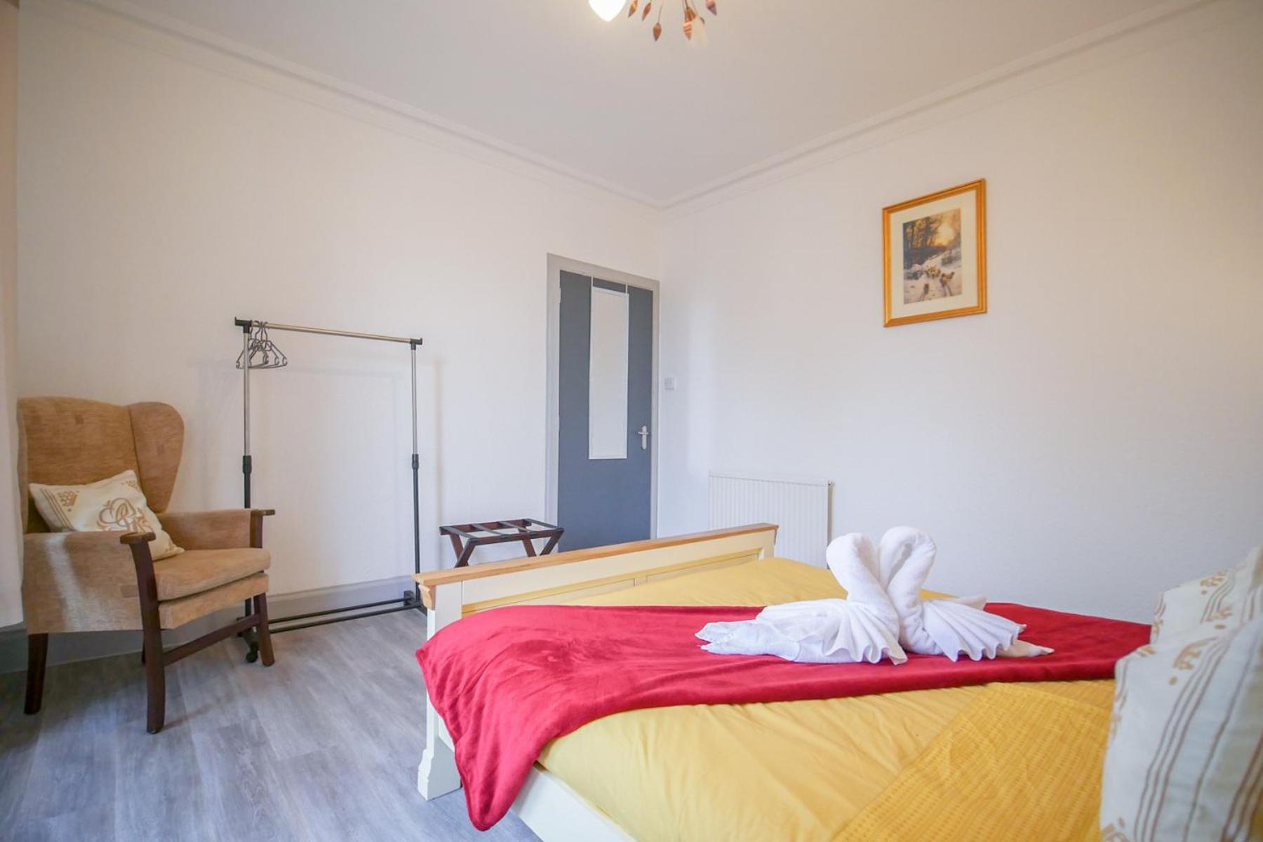 Telford Rd 5 Bedroom House Инвернесс Экстерьер фото